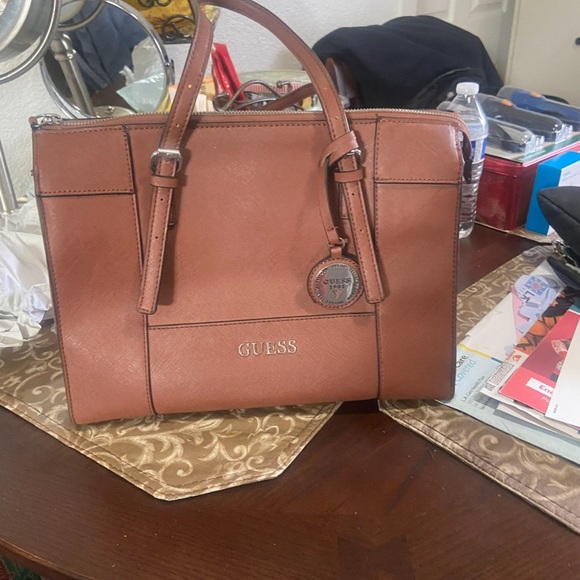 Guess brown purse - Picture 1 of 2